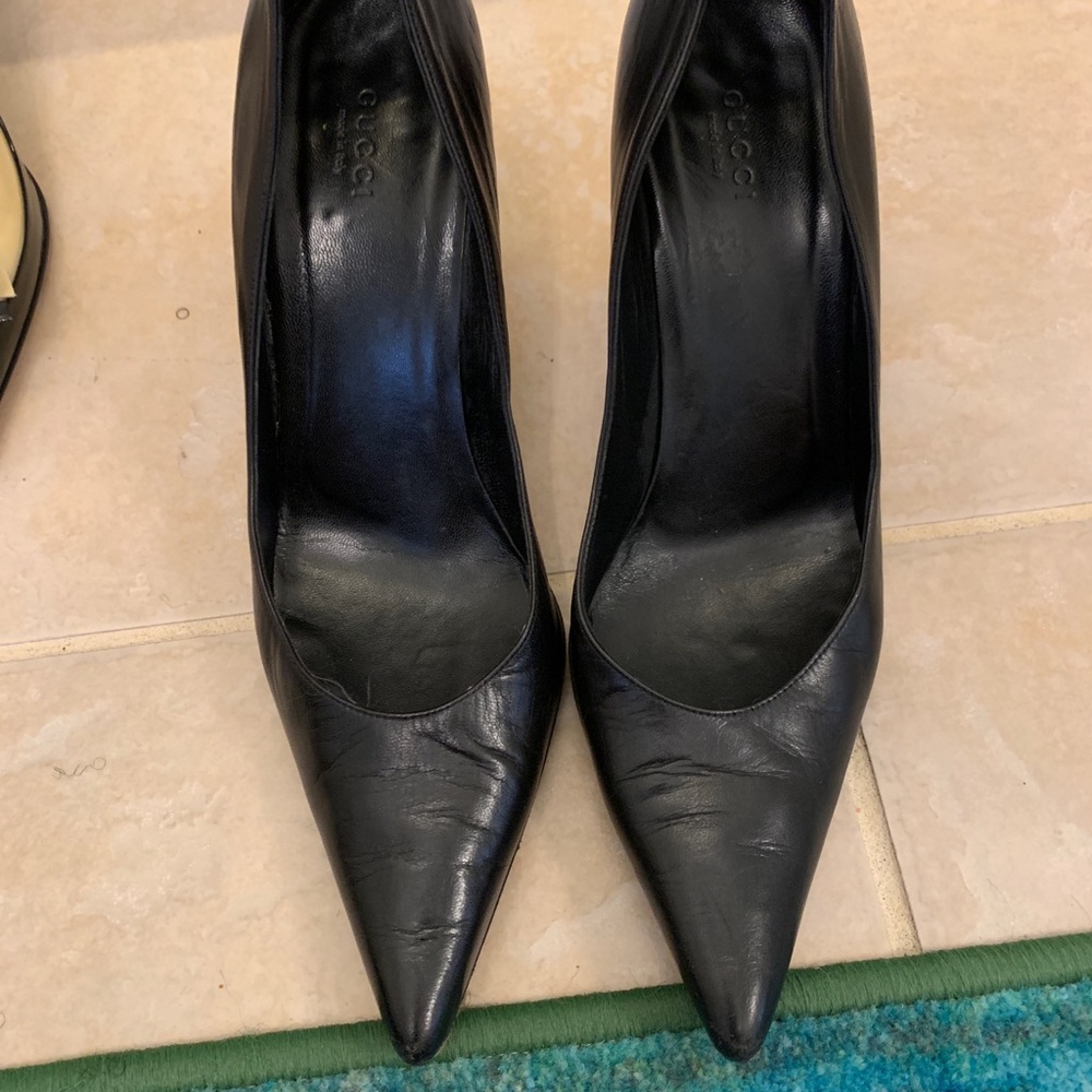 Gucci pumps